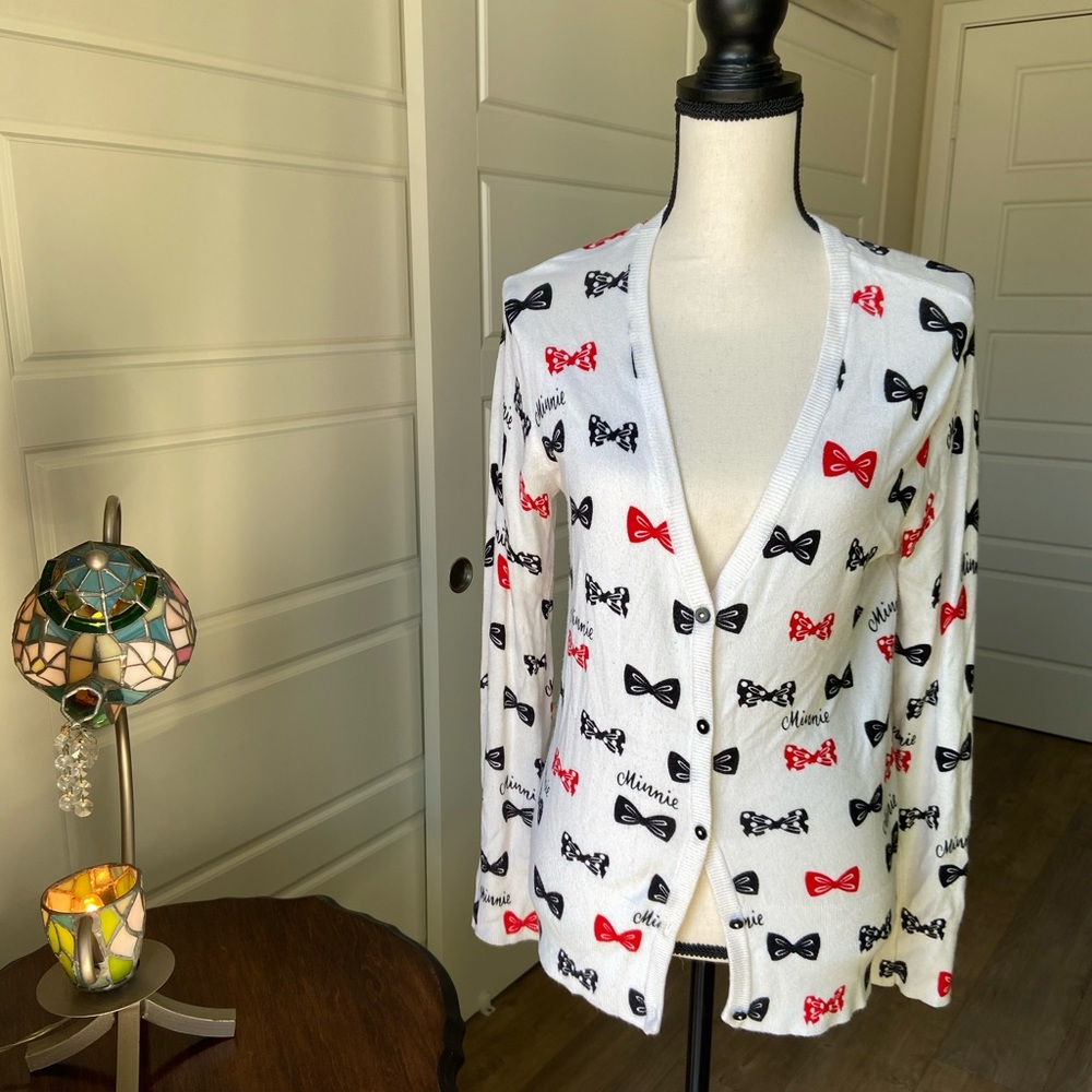 Disneyland Minnie Sweater Cardigan!